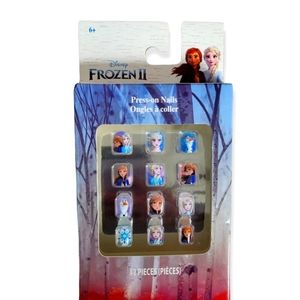 Frozen Press on Nails